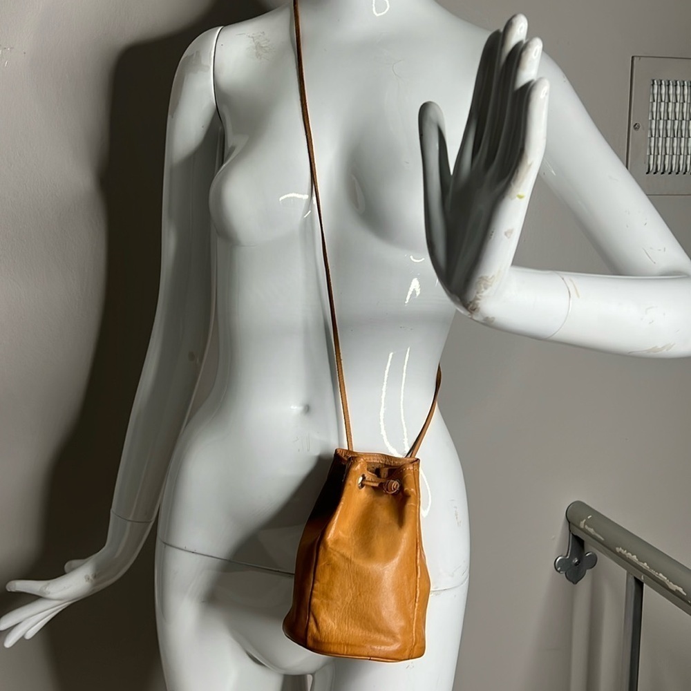 Belting Leather Drawstring Small Leather Bucket Bag
